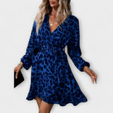 Elegantna haljina sa leopard printom, V izrezom i mašnom u struku