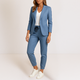 Monique | Moderna elegancija u udobnom kompletu