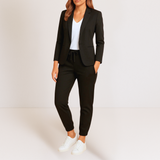 Monique | Moderna elegancija u udobnom kompletu