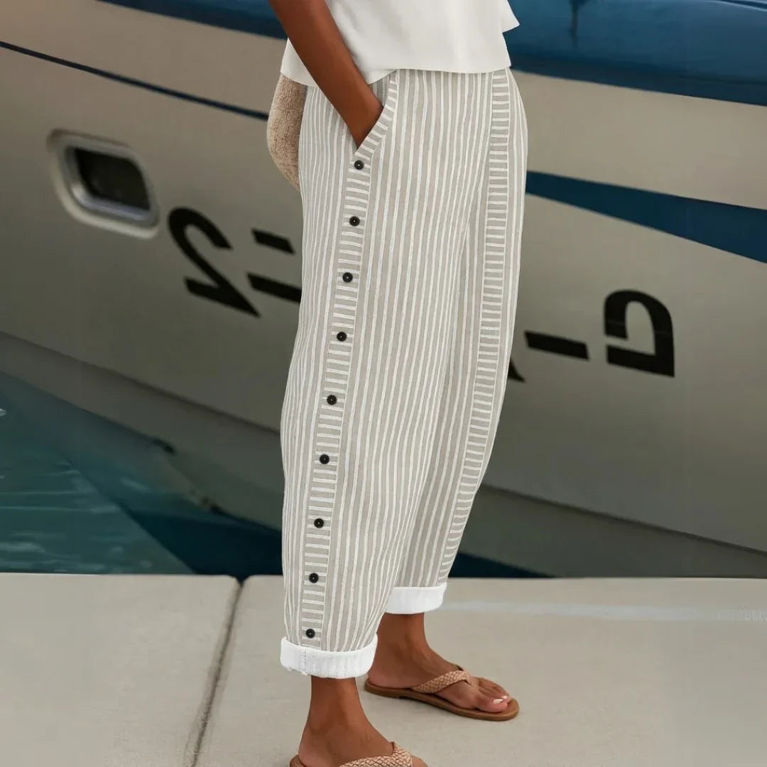 Cybèle | Elegantne pantalone sa dugmadima i prugama