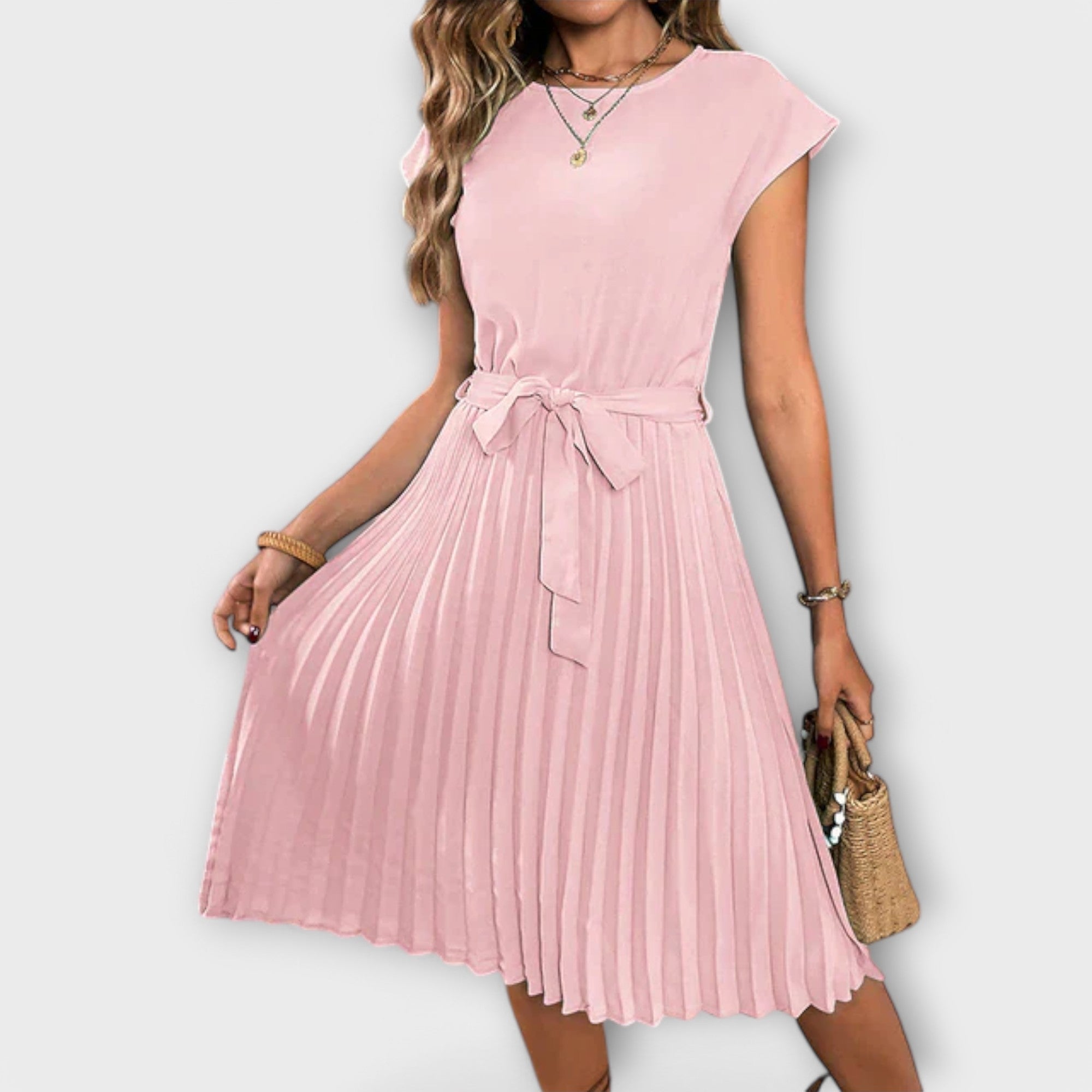 Claire - Mini Casual Haljina sa Kratkim Rukavima i Plisiranjem