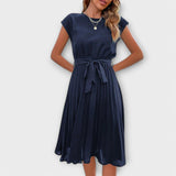 Claire - Mini Casual Haljina sa Kratkim Rukavima i Plisiranim Detaljima