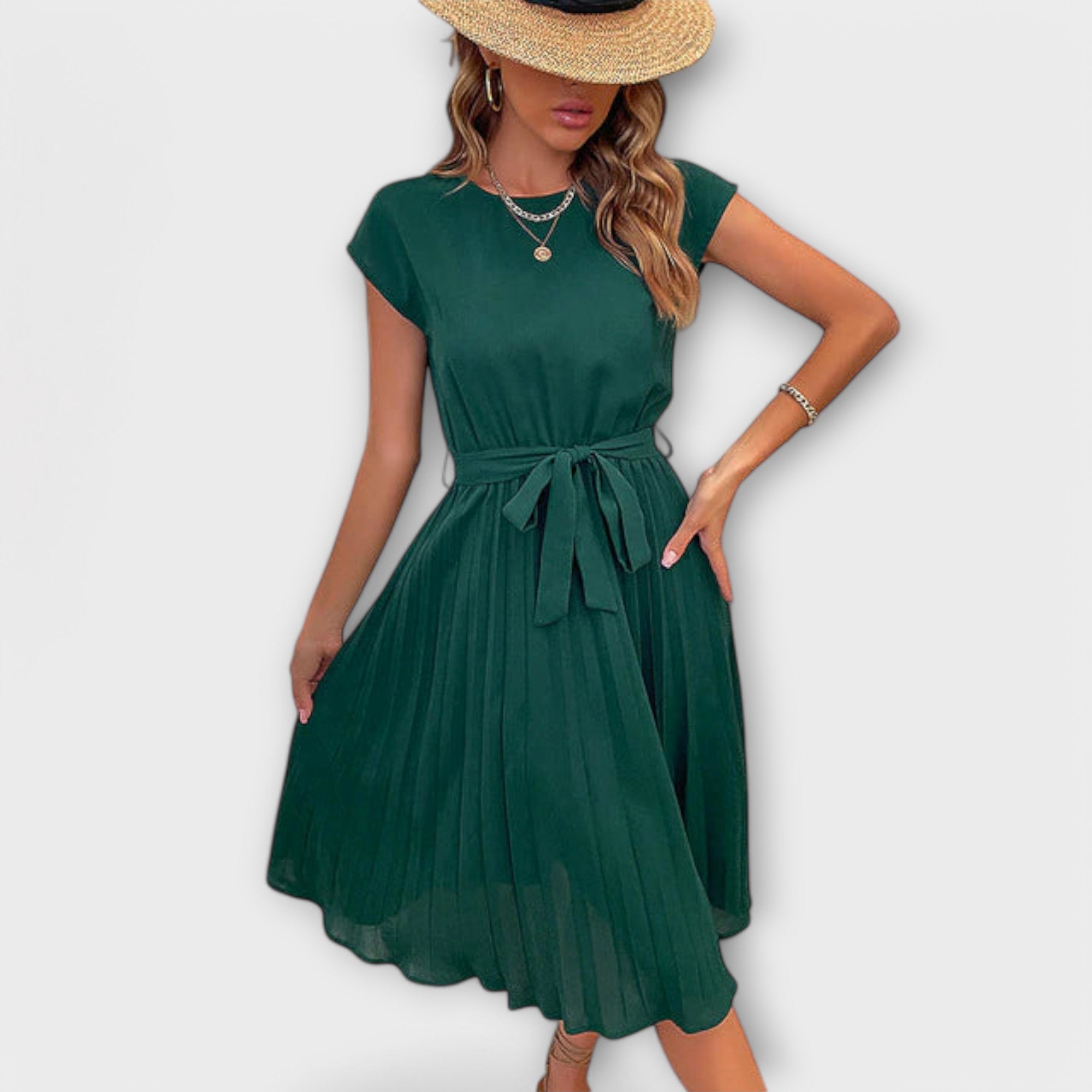 Claire - Mini Casual Haljina sa Kratkim Rukavima i Plisiranjem