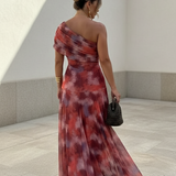 Duga svilena haljina, vanvremenska elegancija u Maison Claire i Sylvie