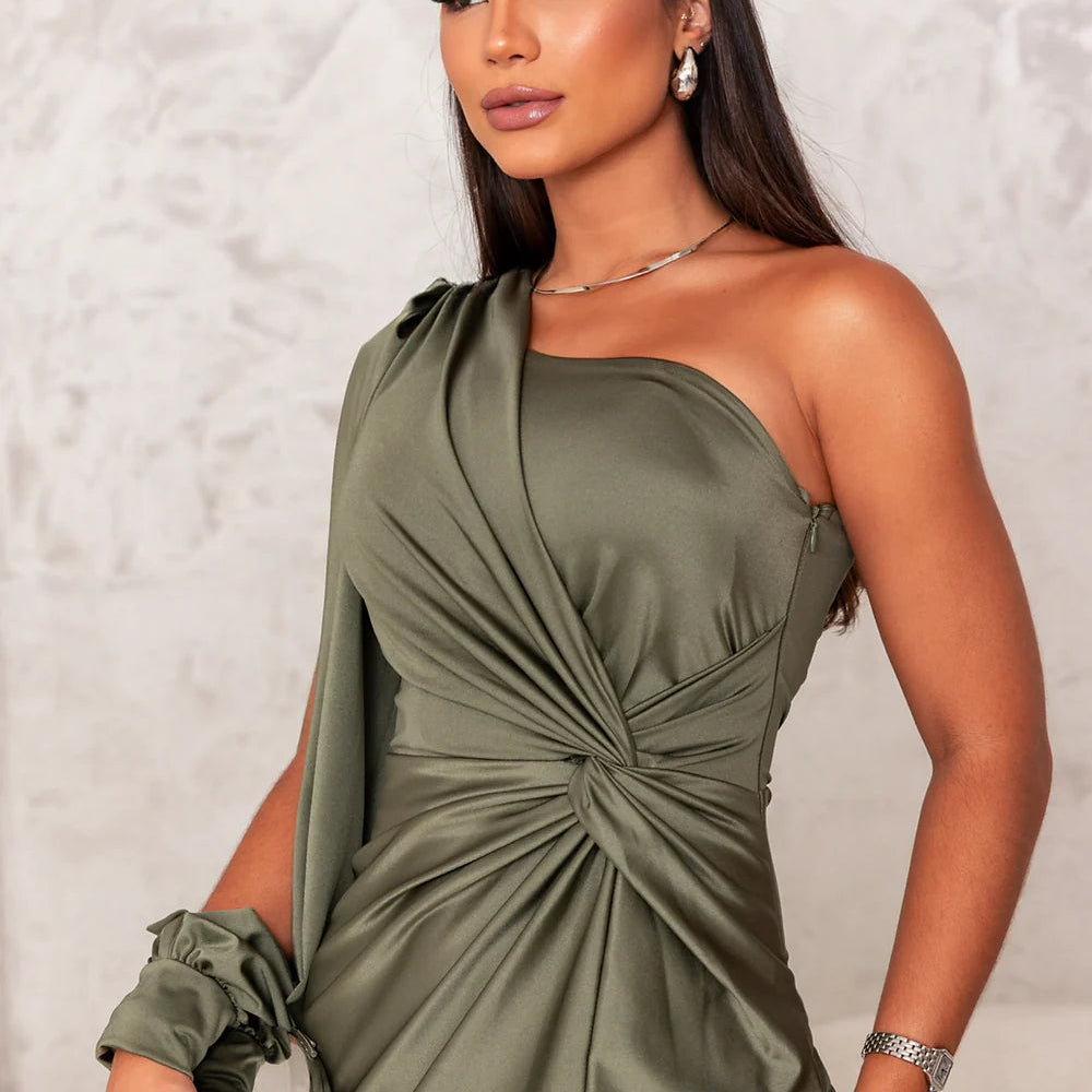 Ana - Elegantna Ženska Haljina Silueta
